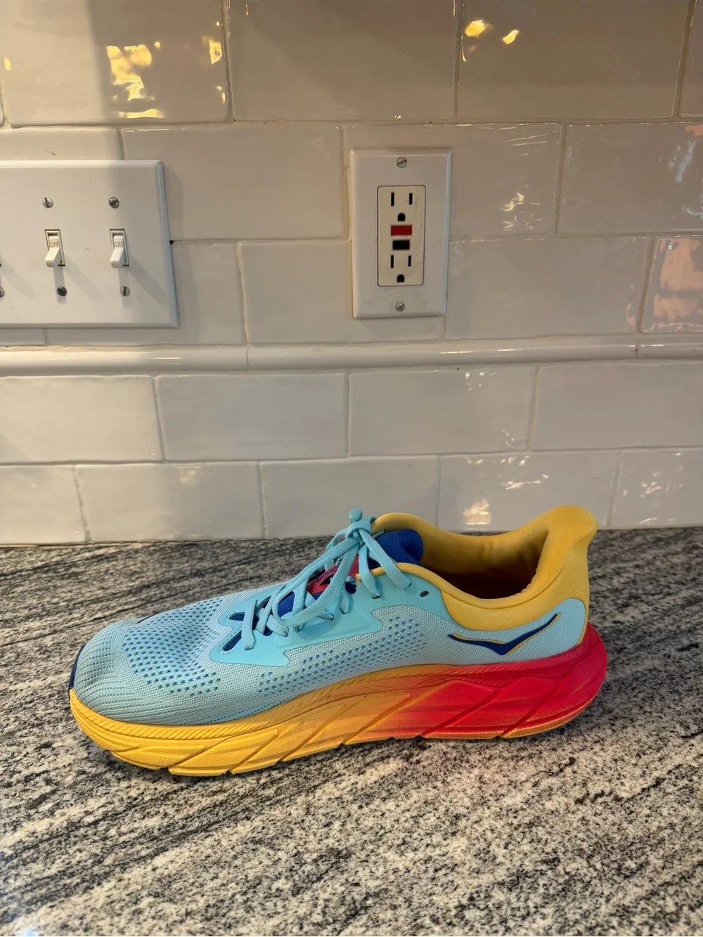 Men’s Hoka Arahi 7 Size 10.5