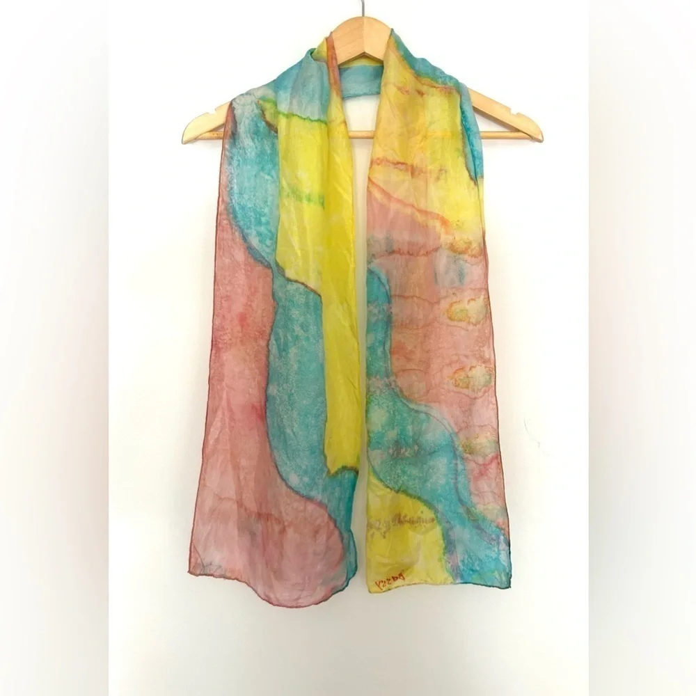 Bassy Silk scarf pattern printed  multicolour floral print
