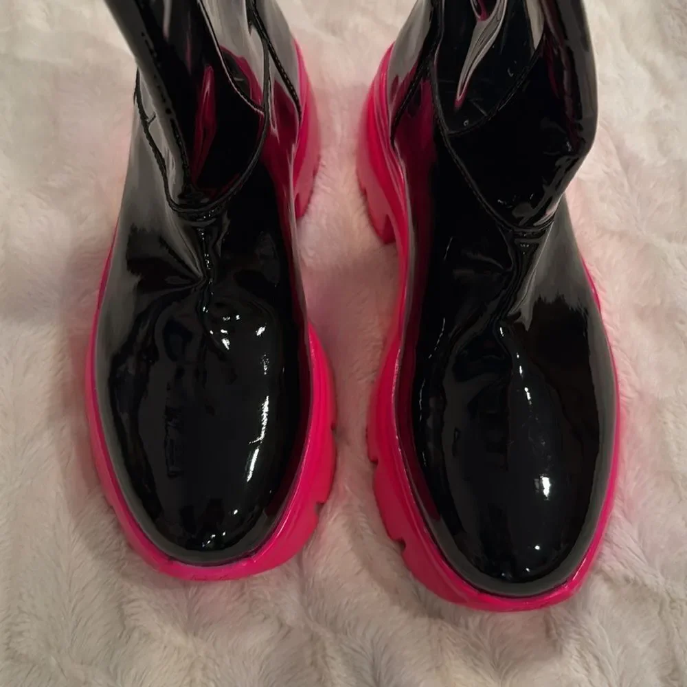 Giuseppe Zanotti new never