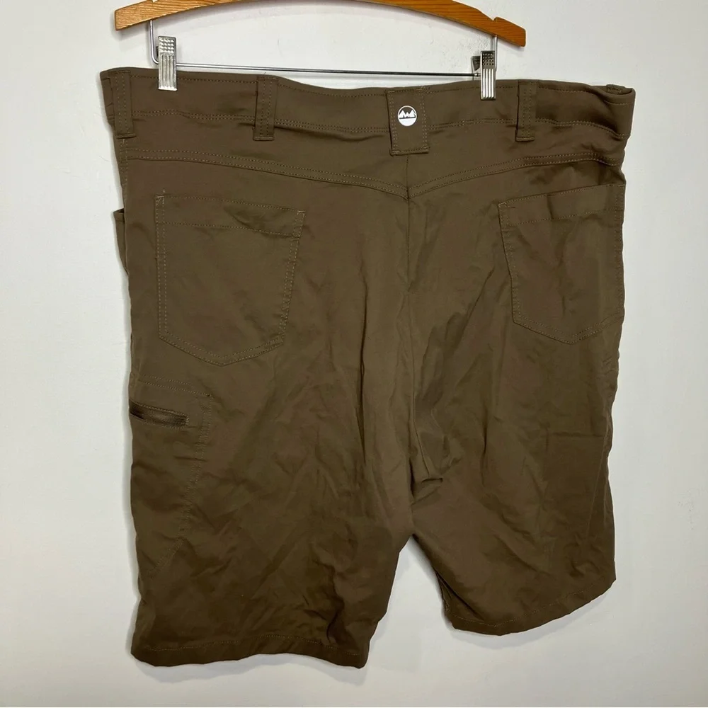 Wrangler‎ All terrain zip cargo shorts brown mens size 44 outdoor gear casual