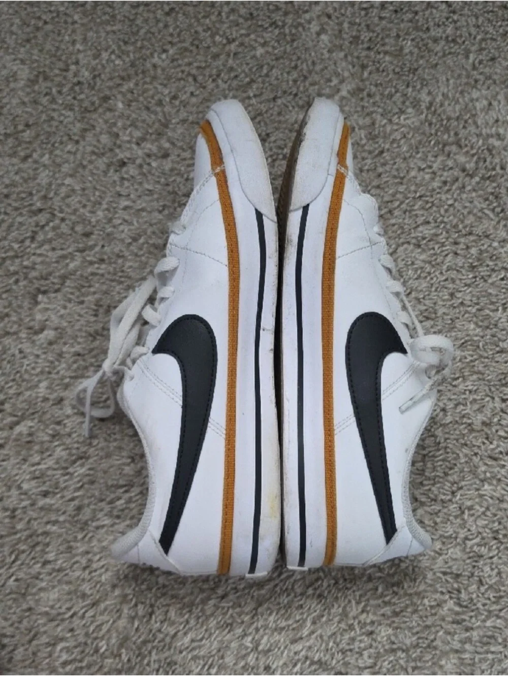 Nike men’s low