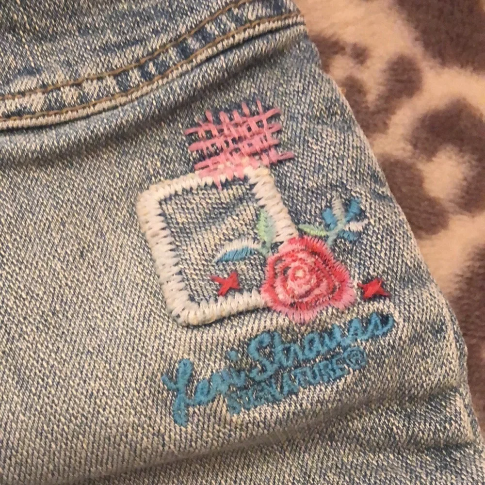 Levi’s Blue Denim Jeans Rose Patch 24 Months