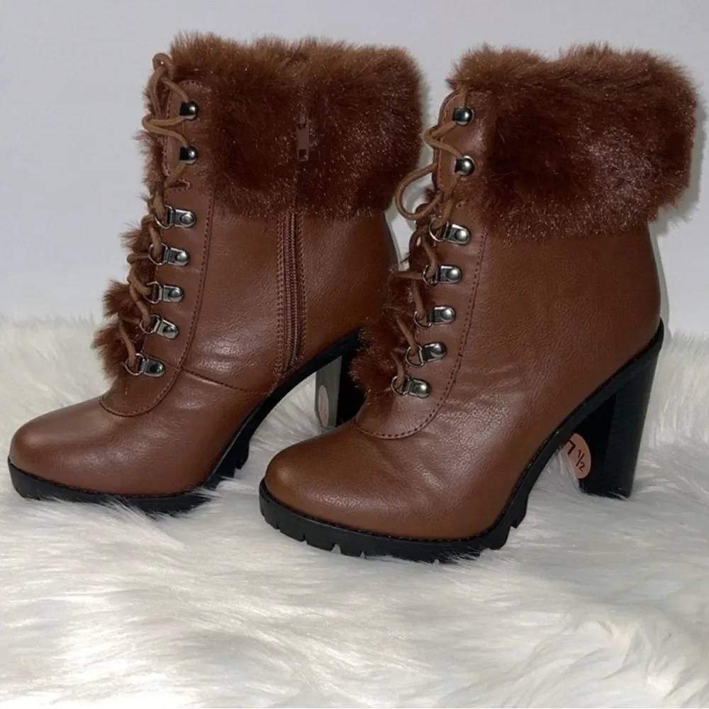 BCBGeneration Womens Pelica Faux Leather Combat & Lace-up Boots Shoes. Sz 7.5M
