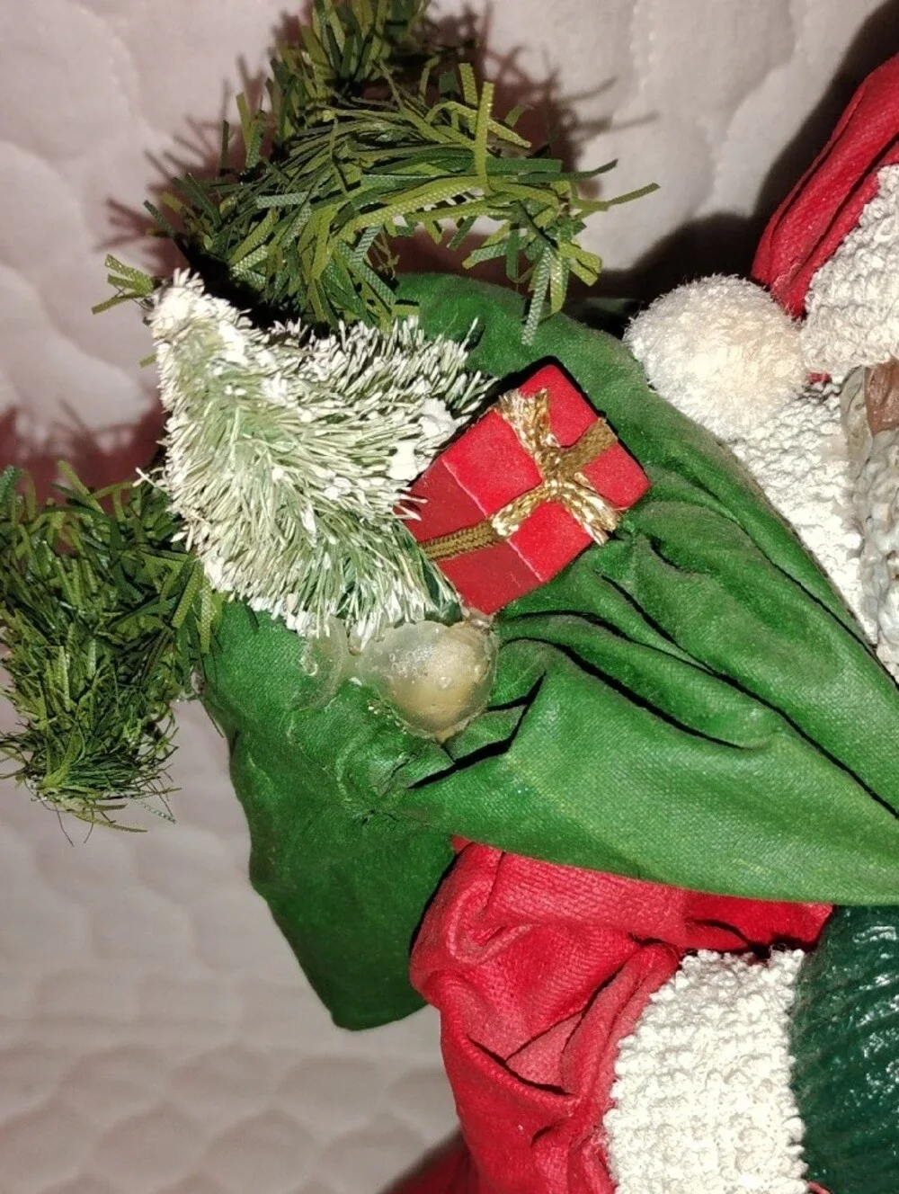 Dept 56 Possible Dreams Clothtique Black Santa 