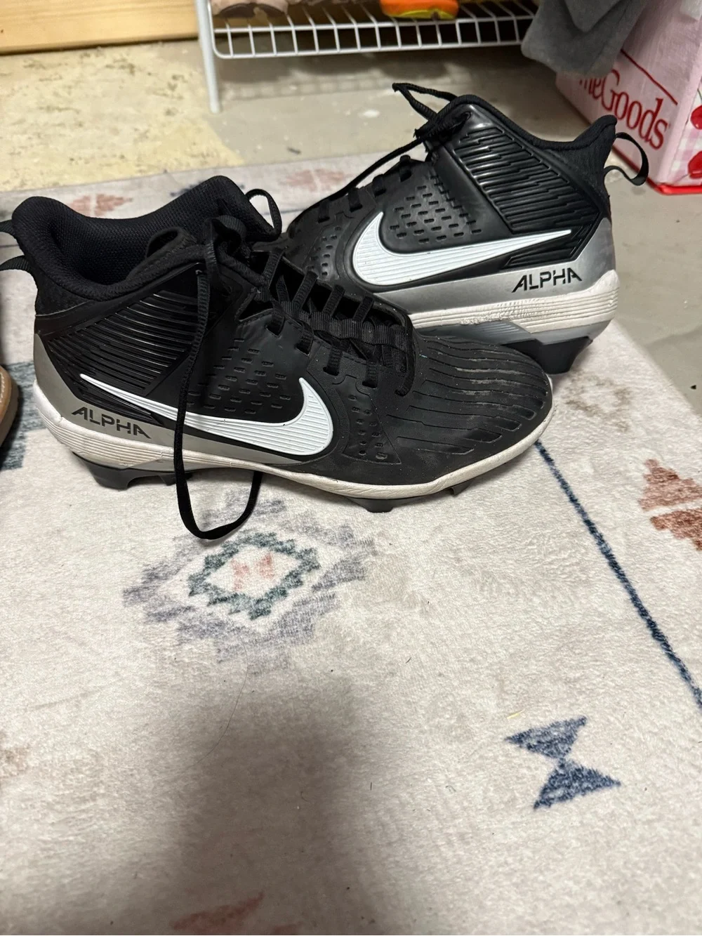Nike versatile black