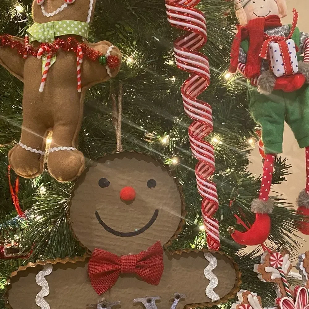 Candy Land Christmas 9’ Tree and Ornaments