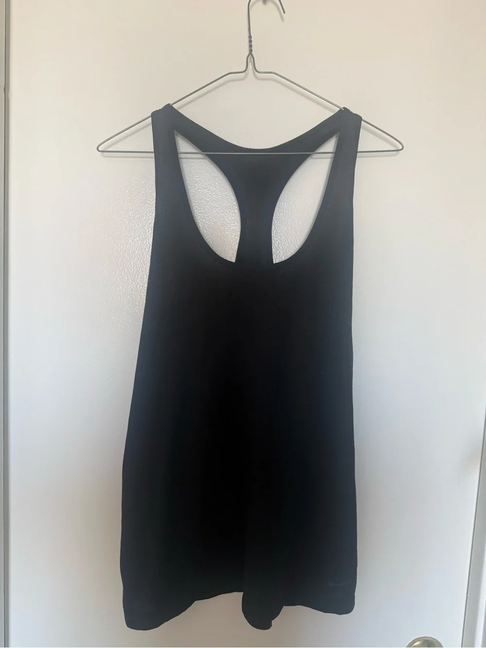 Nike Dri-FIT Black Loose Fit Racerback Tank Size Medium