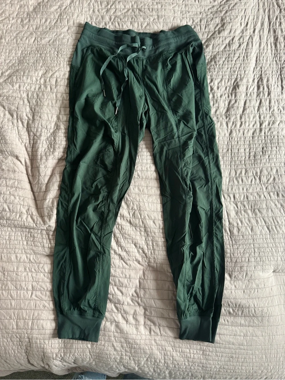 lululemon athletica size 10