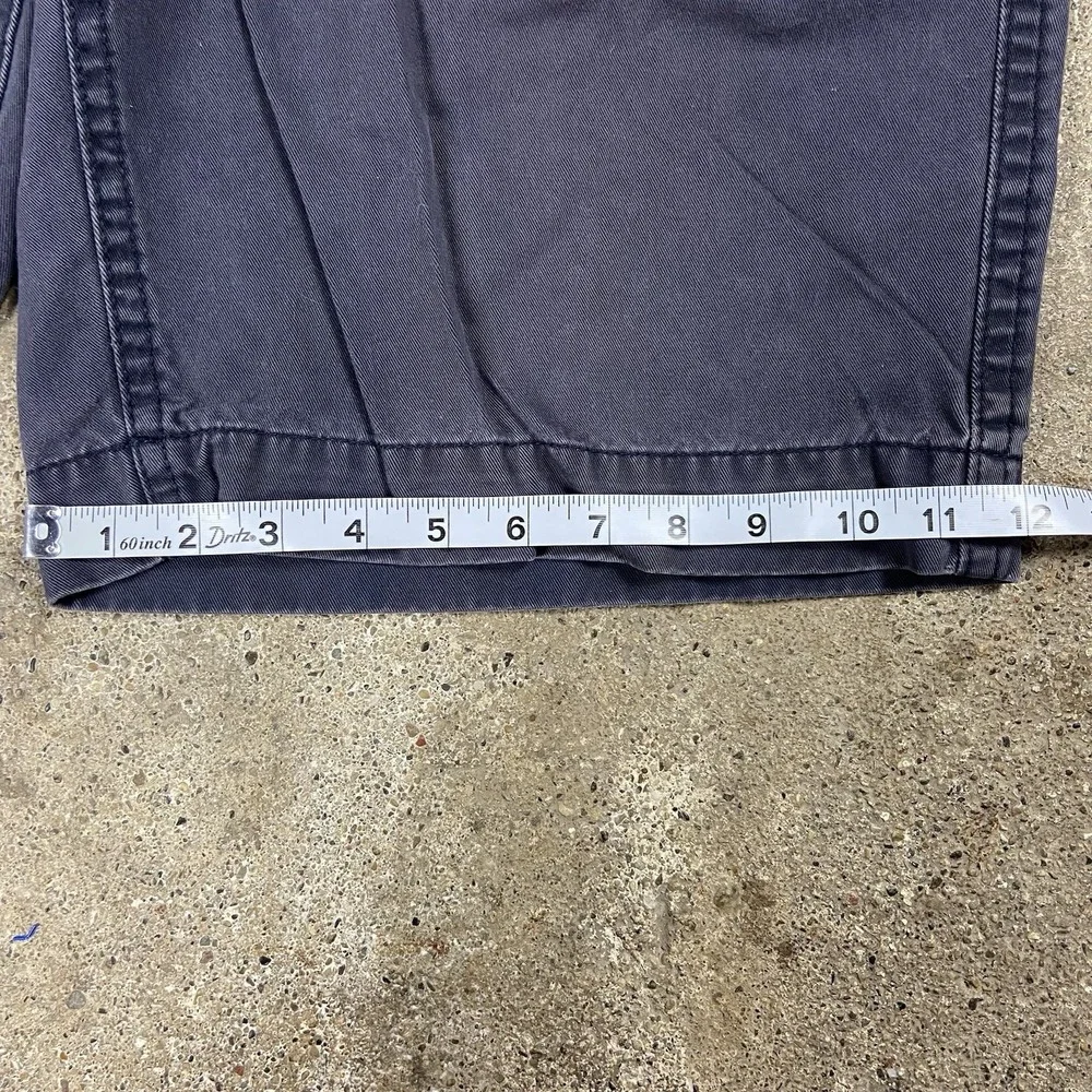 Vintage Y2K American Eagle Chino Shorts Size 34 Gray Longer Length Eagle Logo