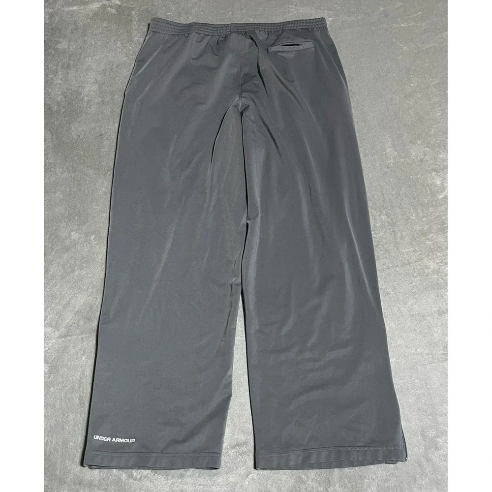 Under Armour good preowned