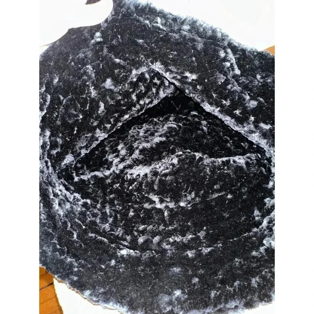 Women’s handmade Black large hat