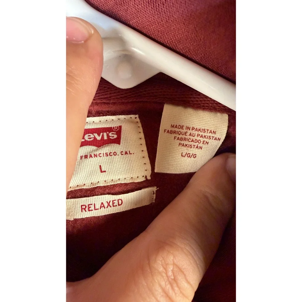 Levis Relaxed Fit Colorblock Hoodie Burgundy Gold Embroidered Logo A3307-0000 L
