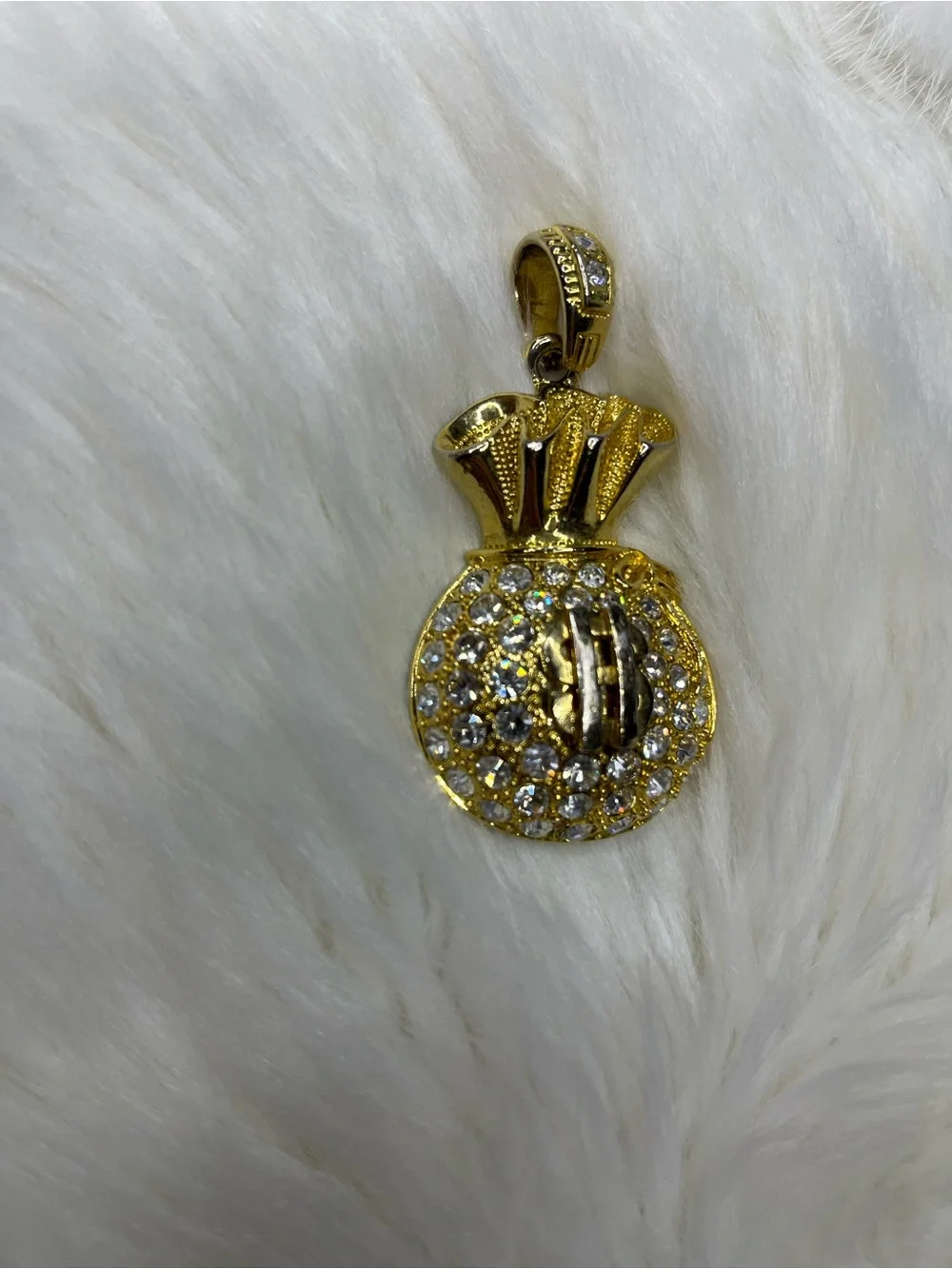 N/A gold tone
