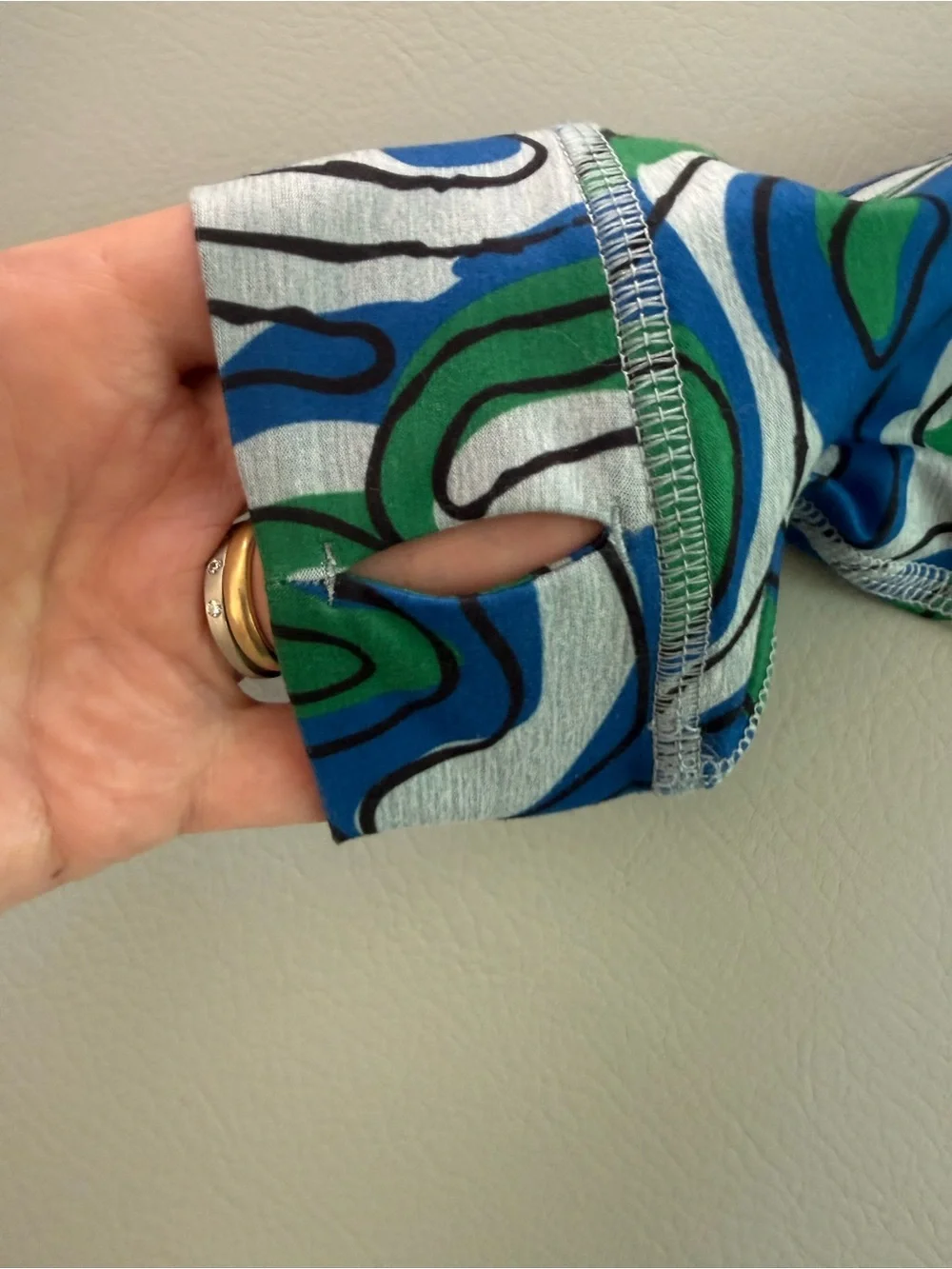 Hanna Andersson Kids UV UPF Sun Hoodie Blue Green Camo Wave print 5T 110cm