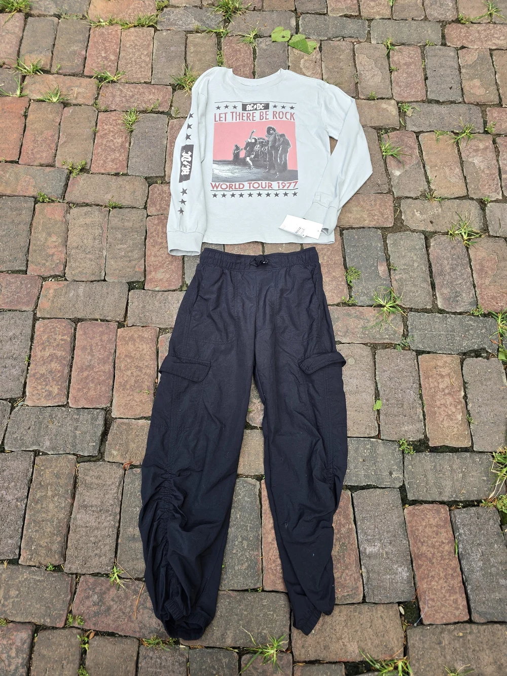 Old Navy Black Cargo Pants And AC DC Long Sleeve Tee Back To school Outfit