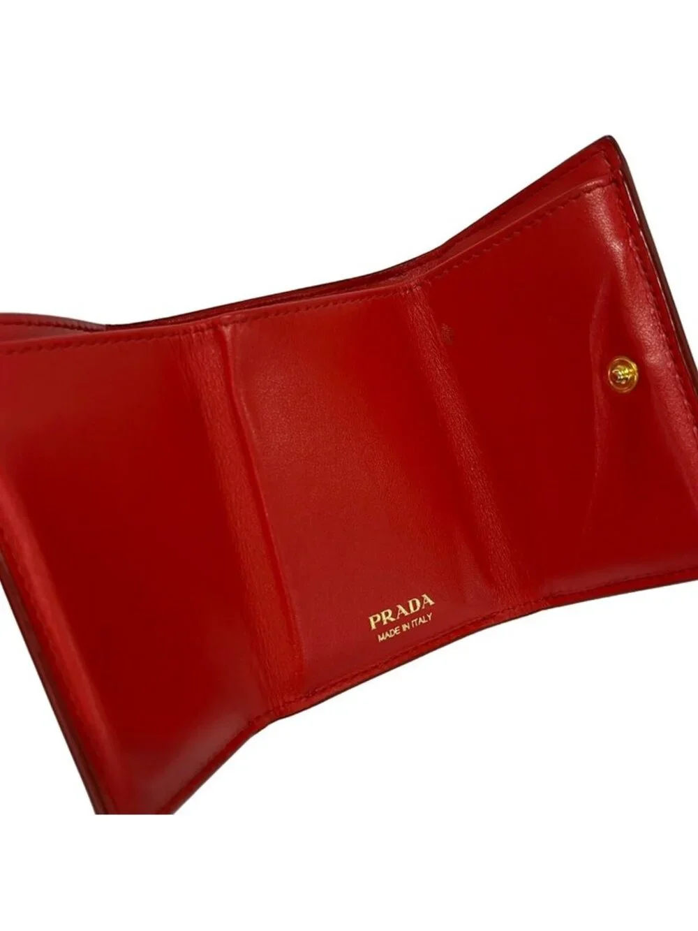 Prada this authentic