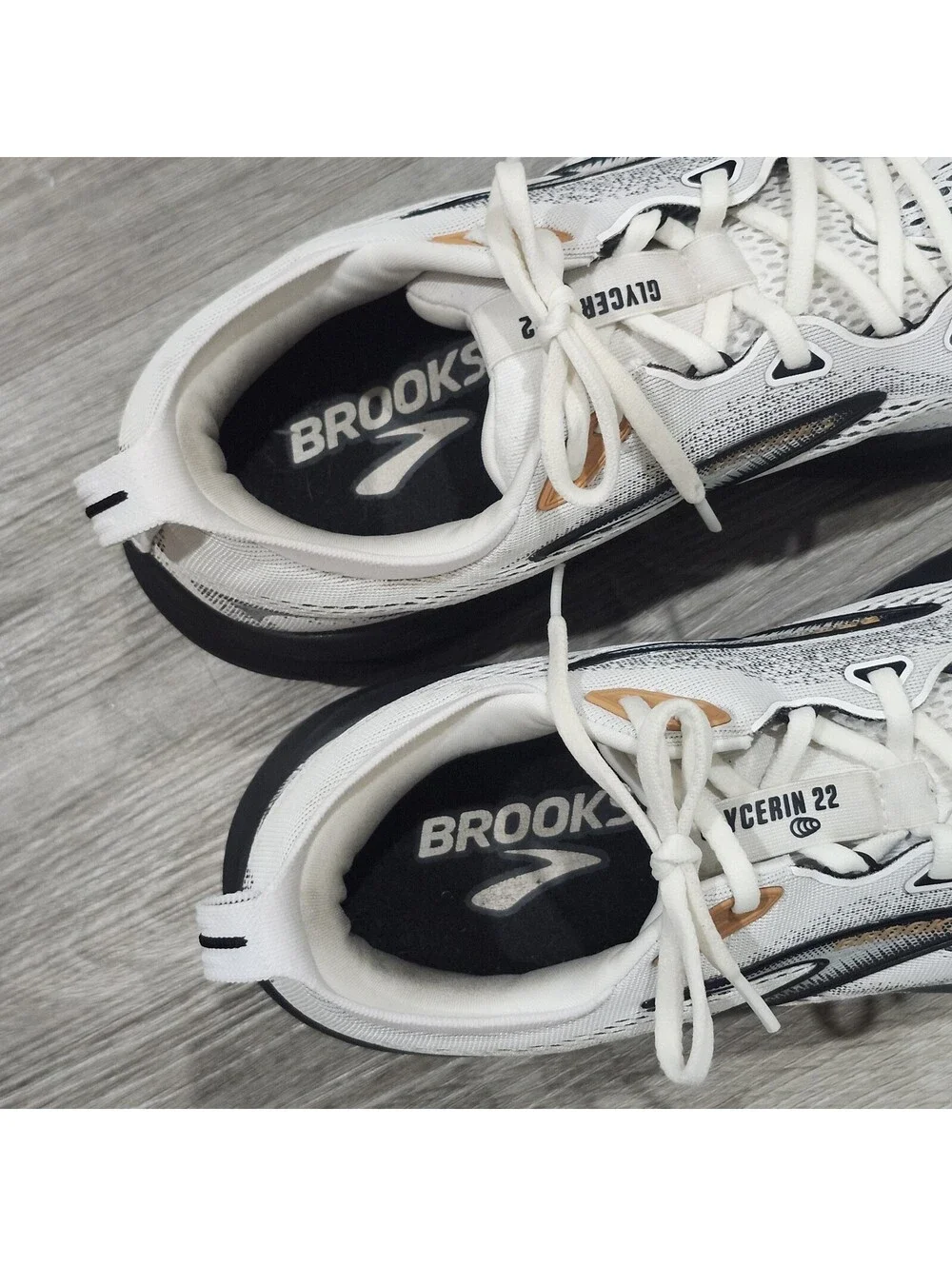Brooks glycerin 22