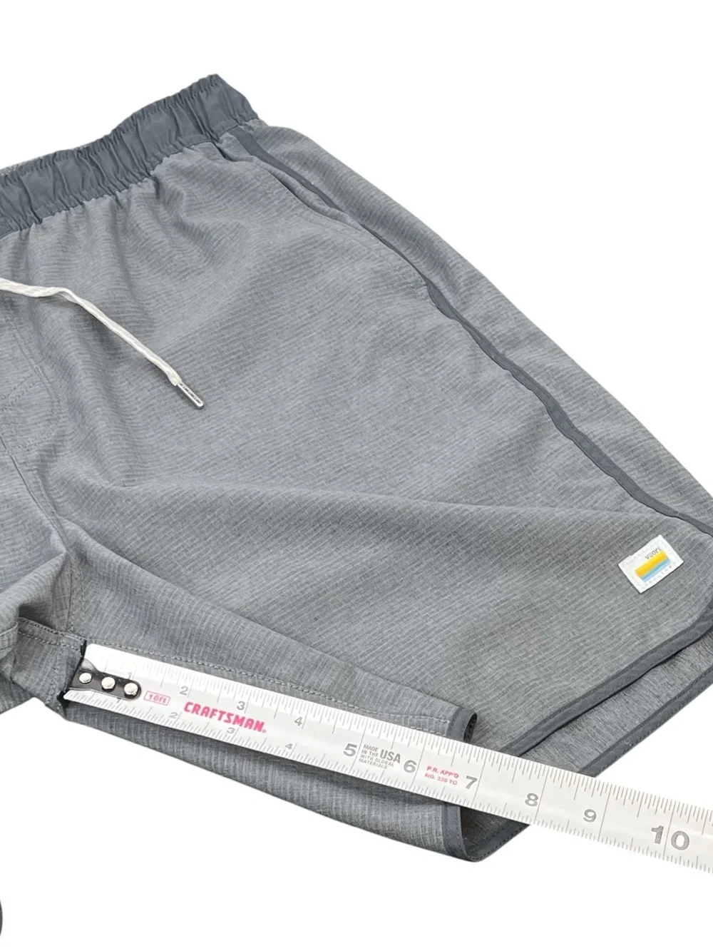 Vuori Banks Shorts Mens Large Gray Unlined 7.5