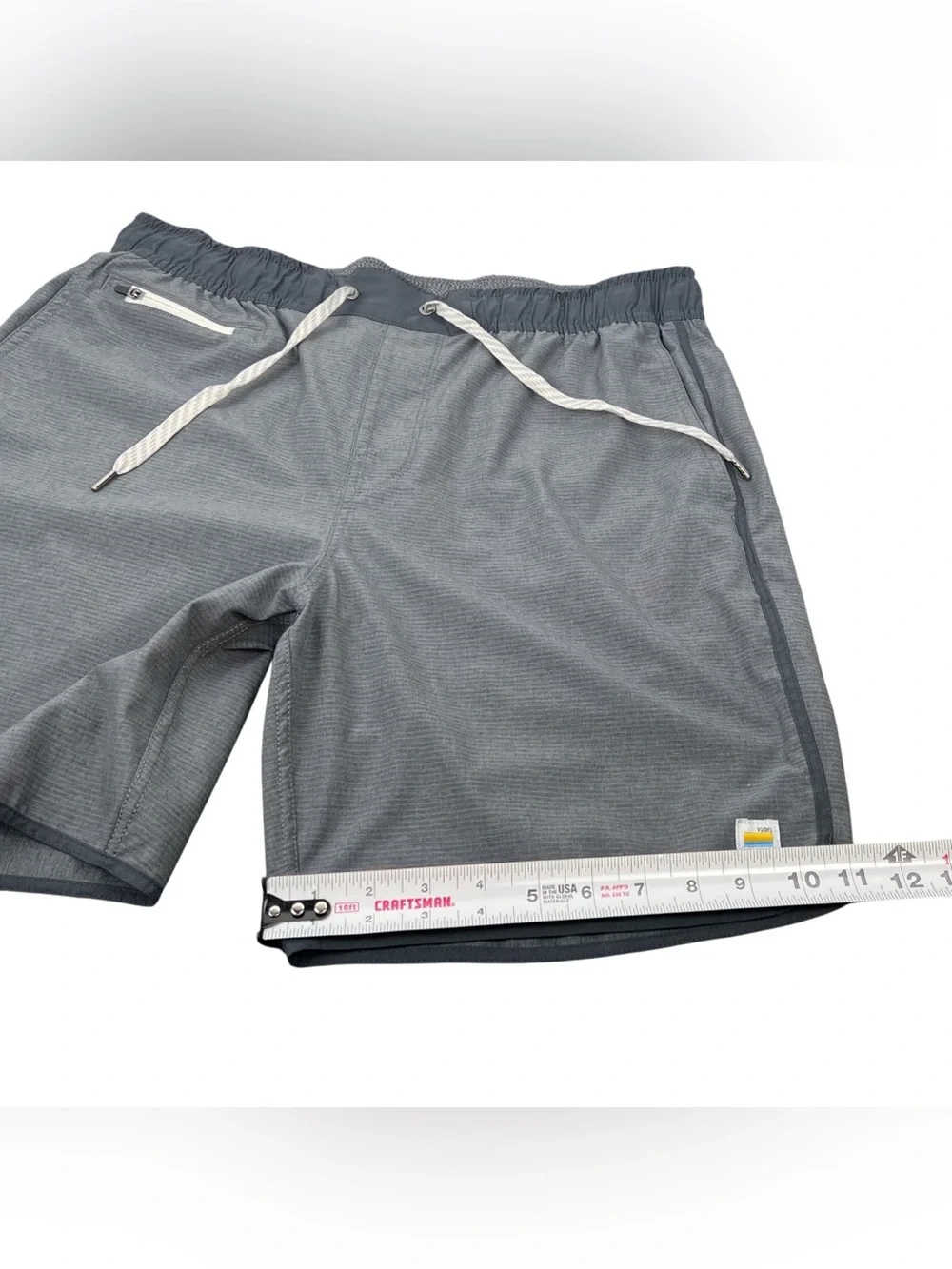 Vuori Banks Shorts Mens Large Gray Unlined 7.5