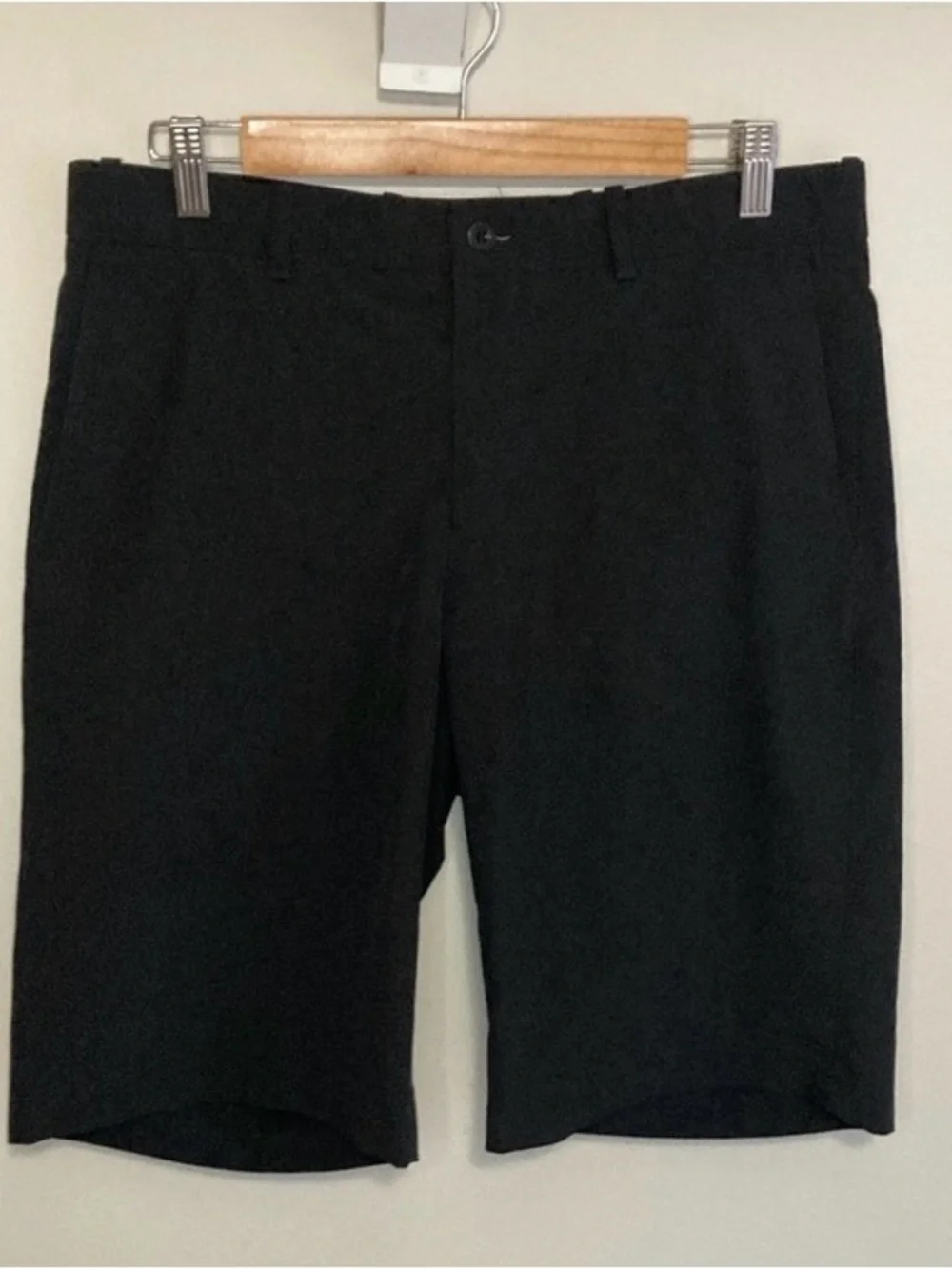 Slazenger Flat-Front Black Golf Shorts, Size 32 Waist, Men’s Dress Shorts