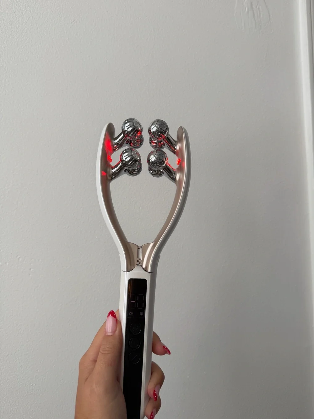 Source Unknown handheld facial