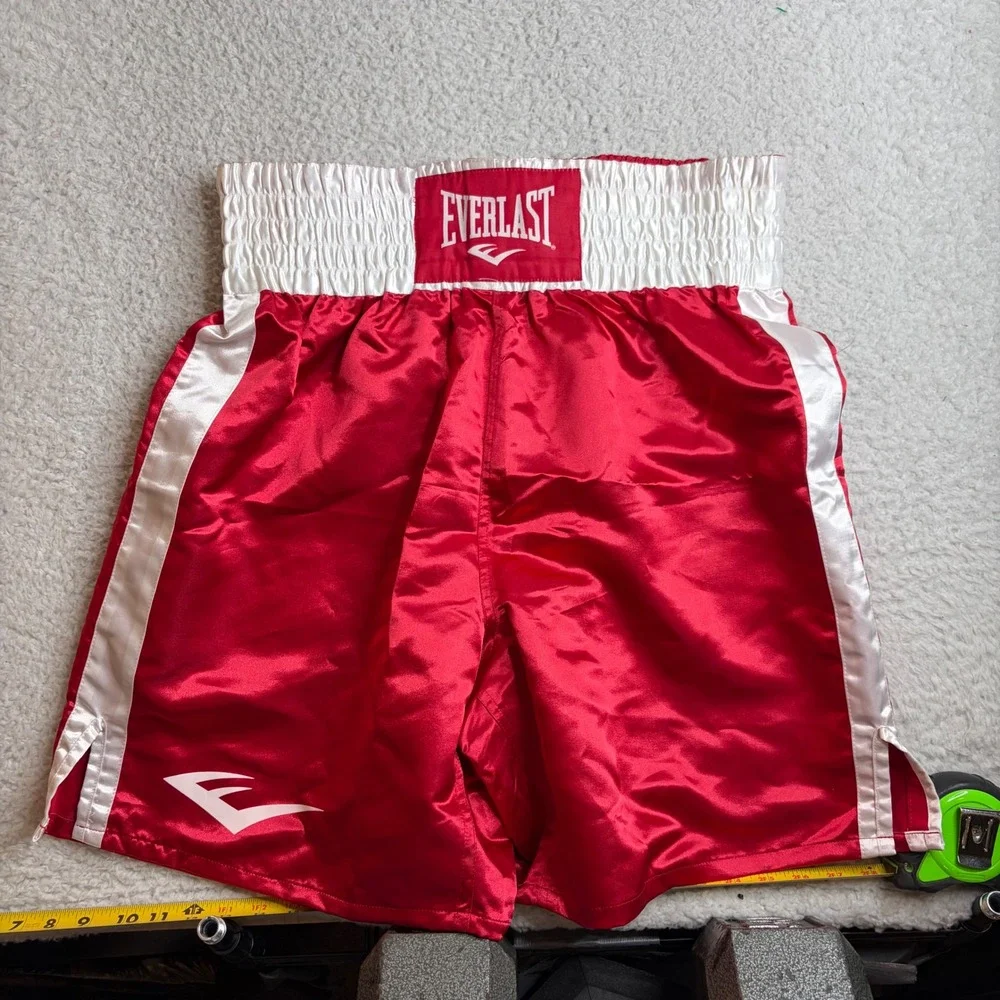 NEW Everlast Boxing Shorts Mens XL Red White Satin Trunks Athletic Training 4412