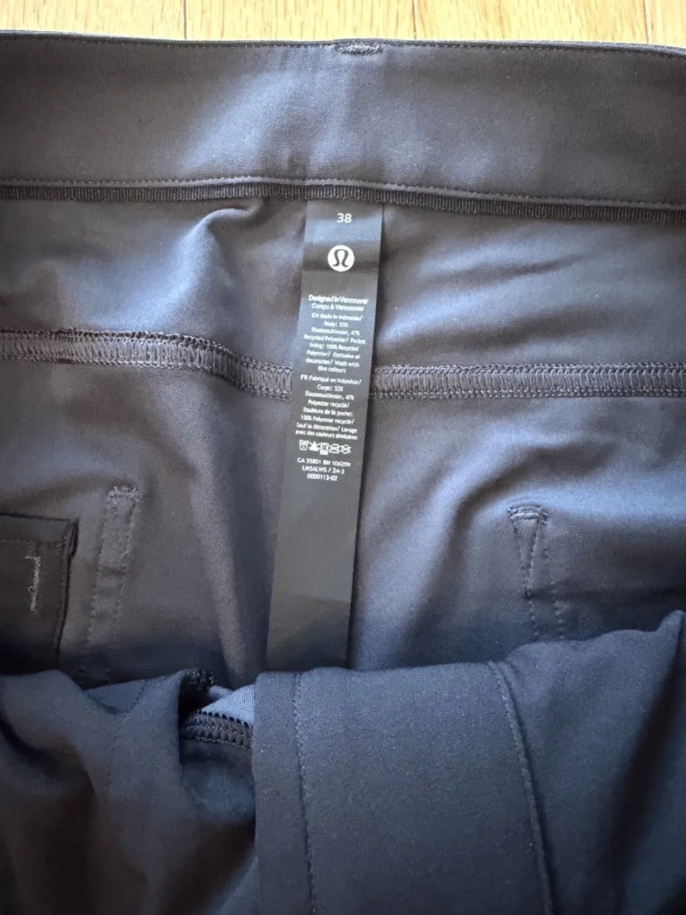 lululemon athletica size 38