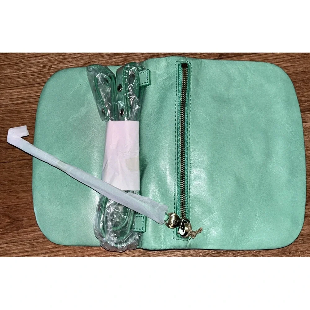 HOBO purse mint