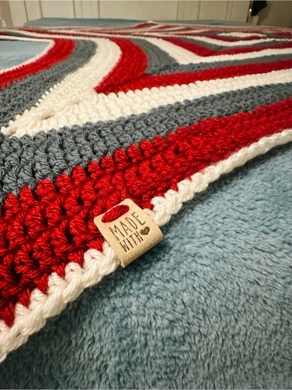 Handmade Star Crochet Throw Blanket - Red, White & blue🇺🇸