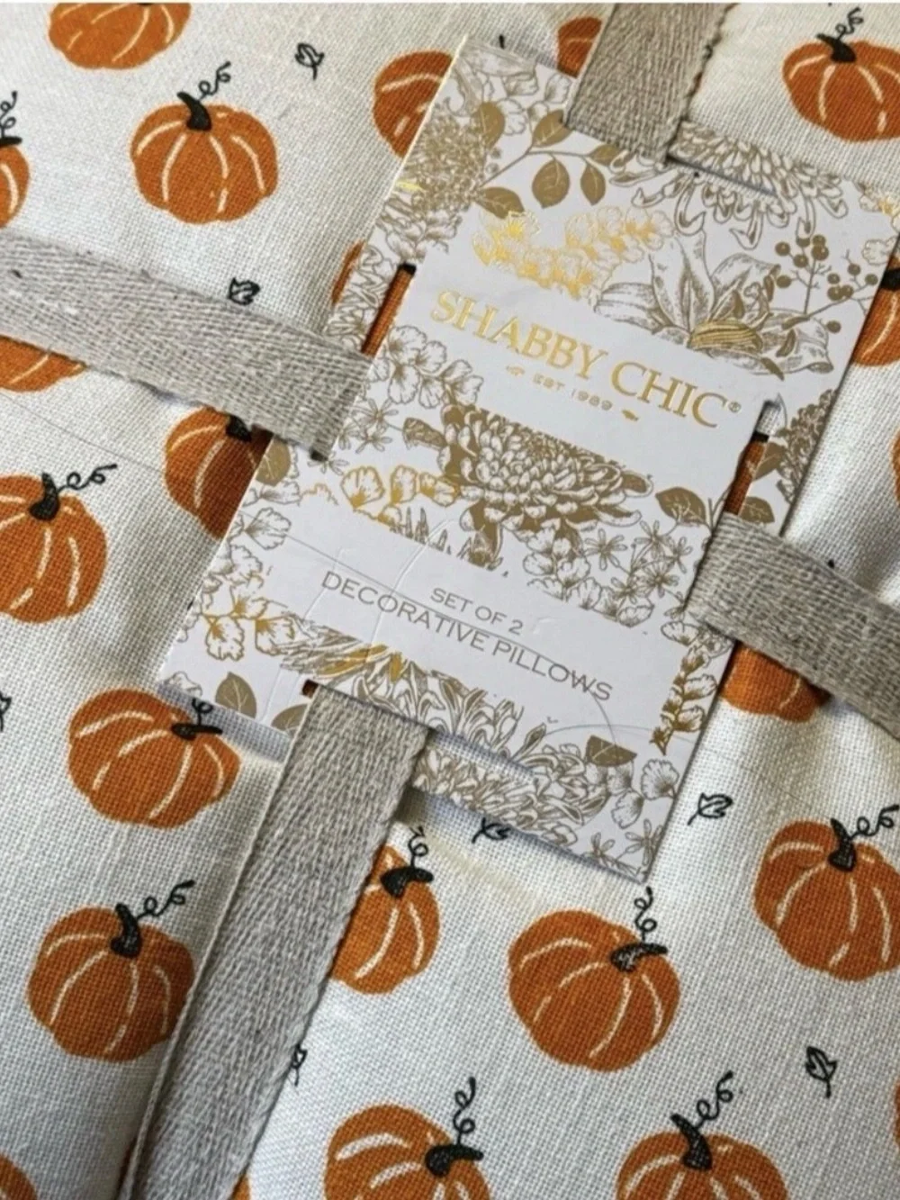 Shabby Chic seasonal throw