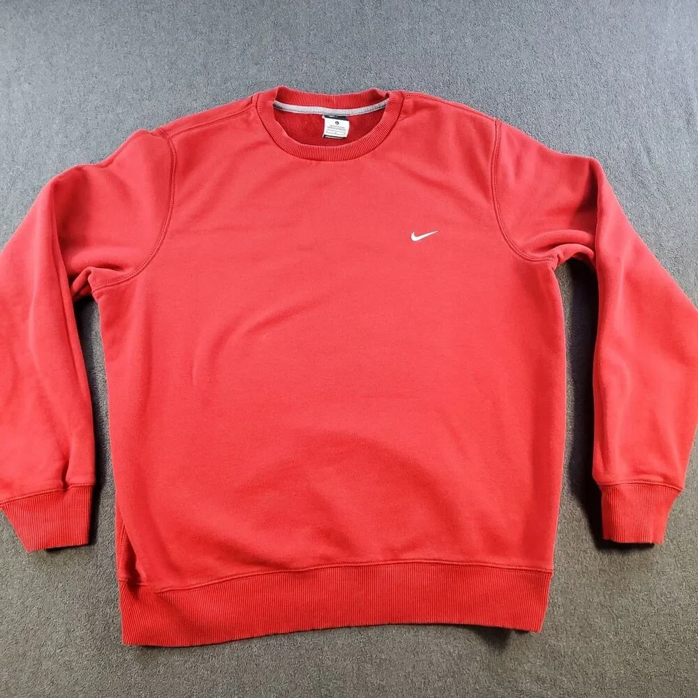 Nike Sweatshirt Men’s Large Red Classic  Swoosh Logo Athletic Pullover Fleece Li