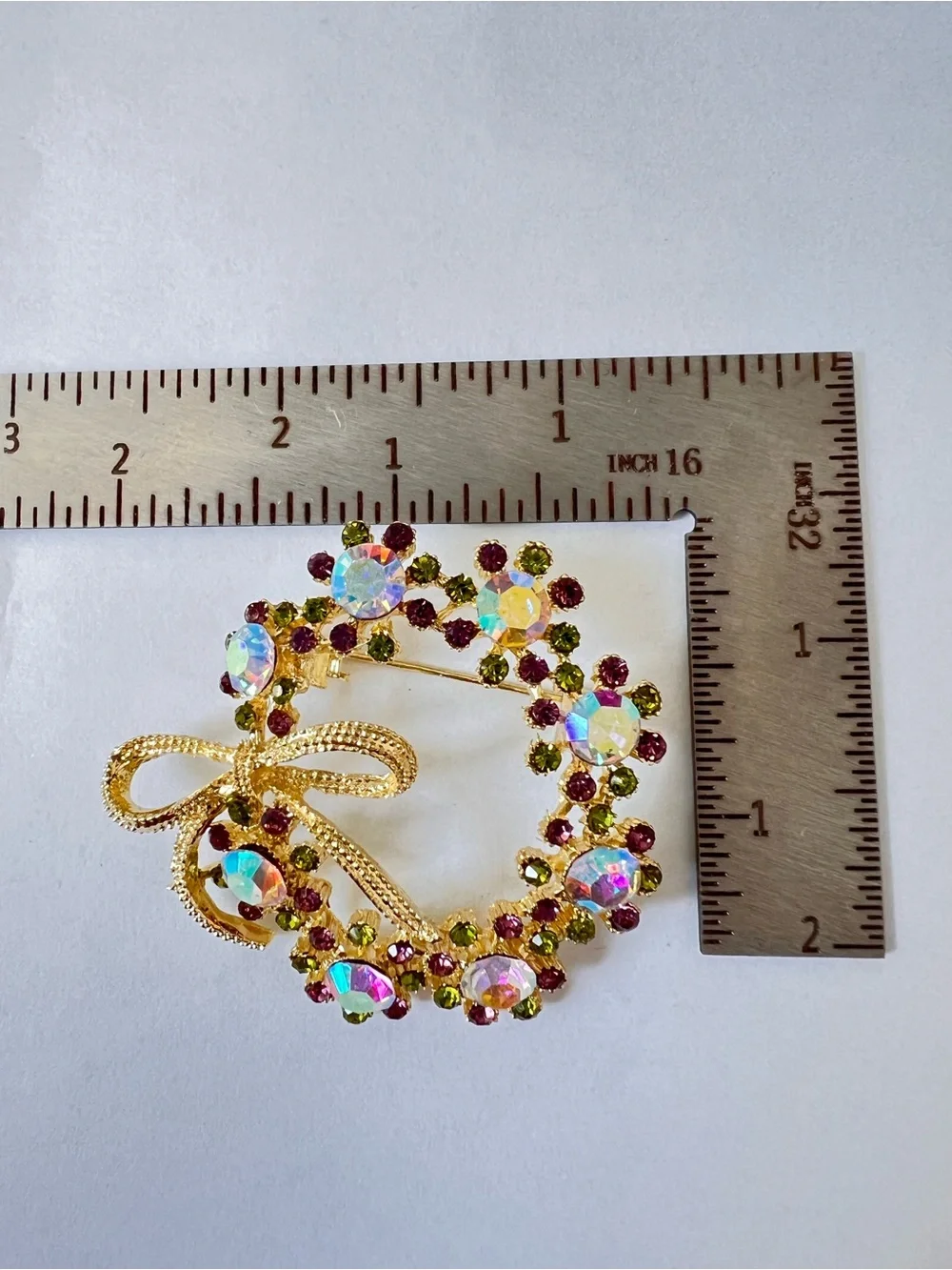 N/A elegant gold