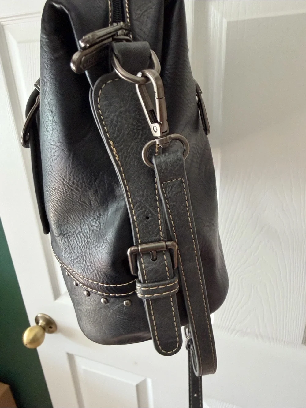 Wrangler satchel black