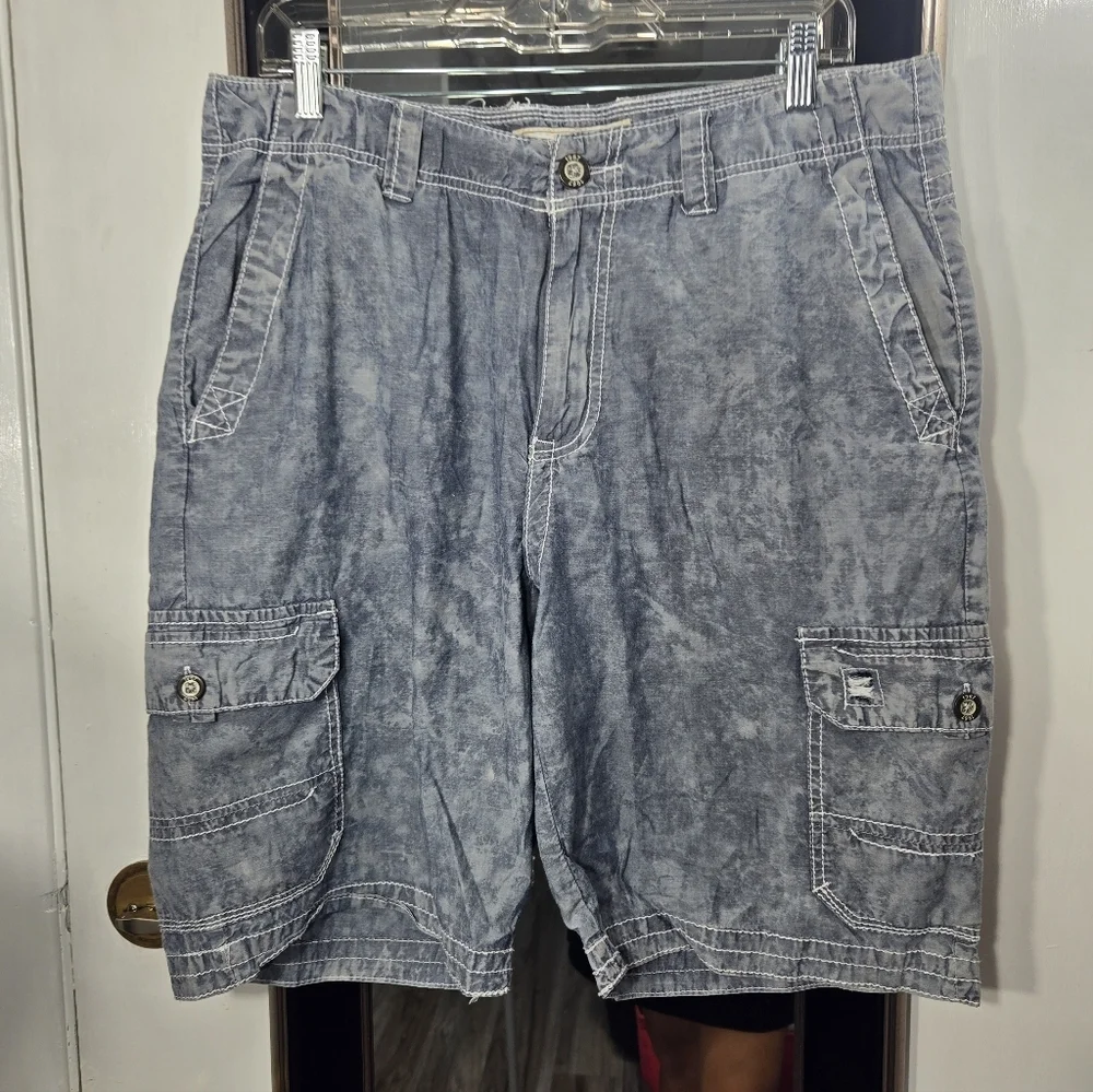 BKE blue color