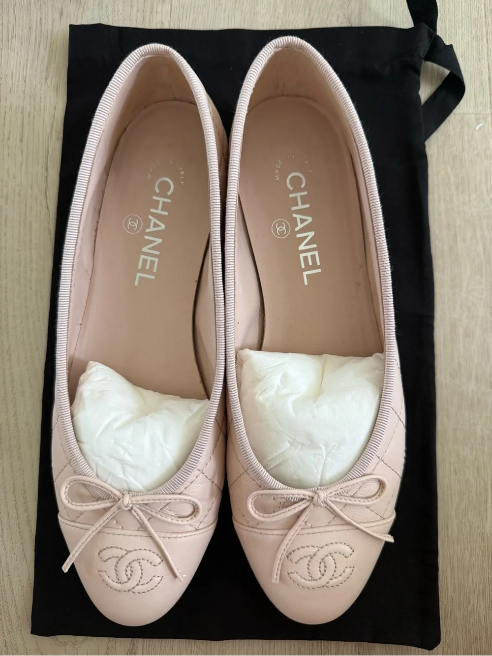 CHANEL Light Blush Pink Quilted Ballet Flats with CC Logo