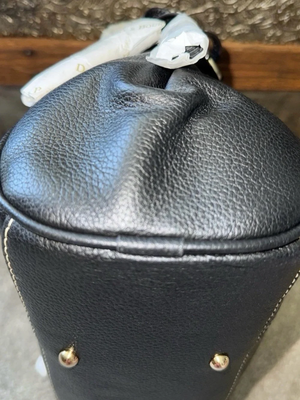 Dooney & Bourke structured dooney