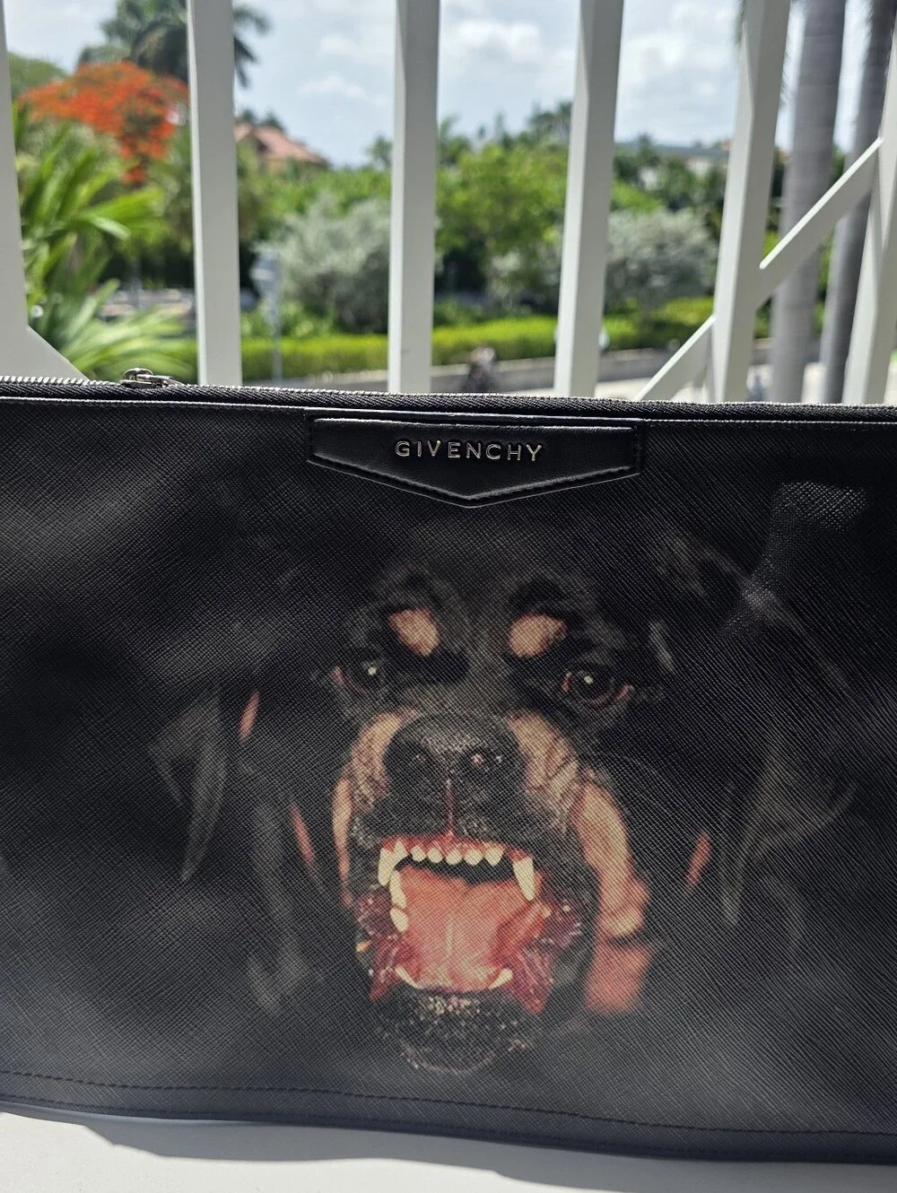 Givenchy pouch bold