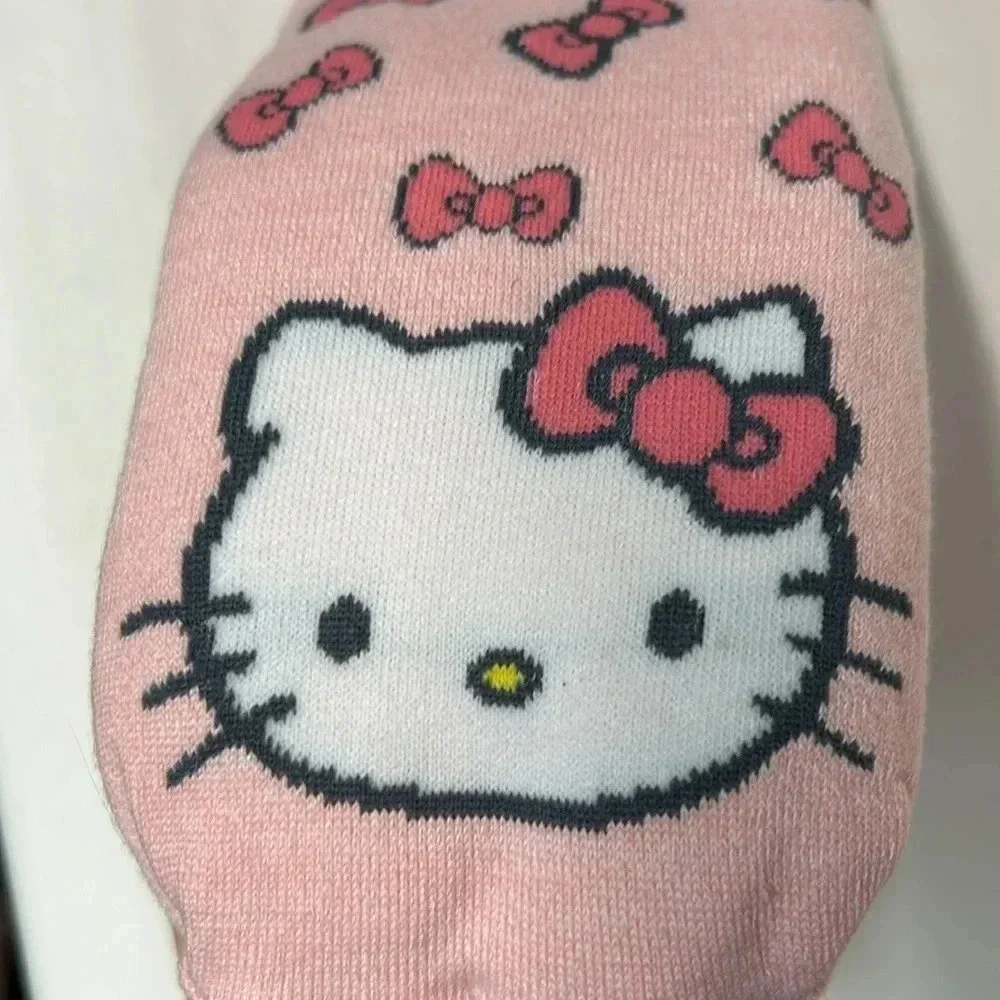 NWT Hello Kitty, fuzzy sock Sherpa lining nonskid feet shoe size 4 - 10
