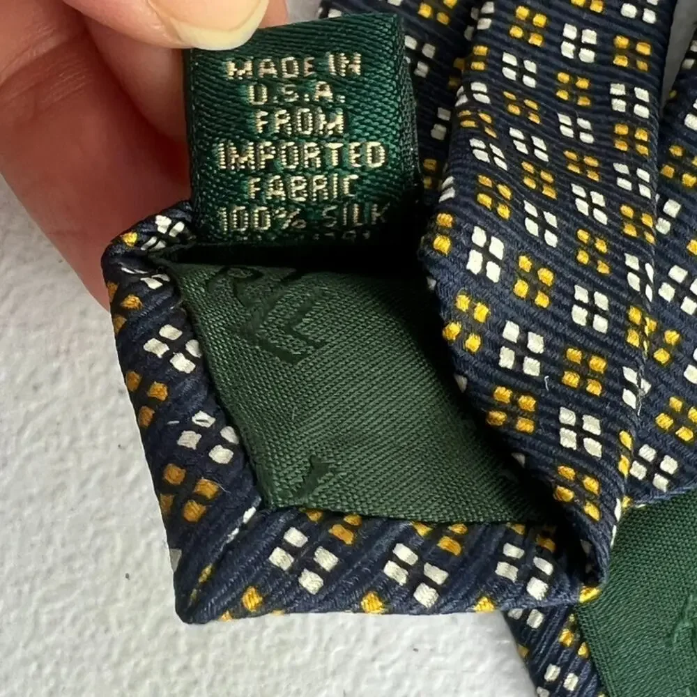 Lauren Ralph Lauren unique quality offers