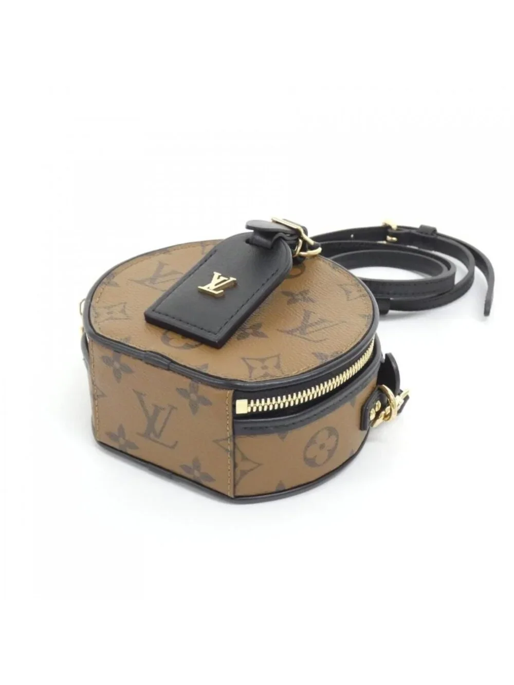Louis Vuitton featuring 119