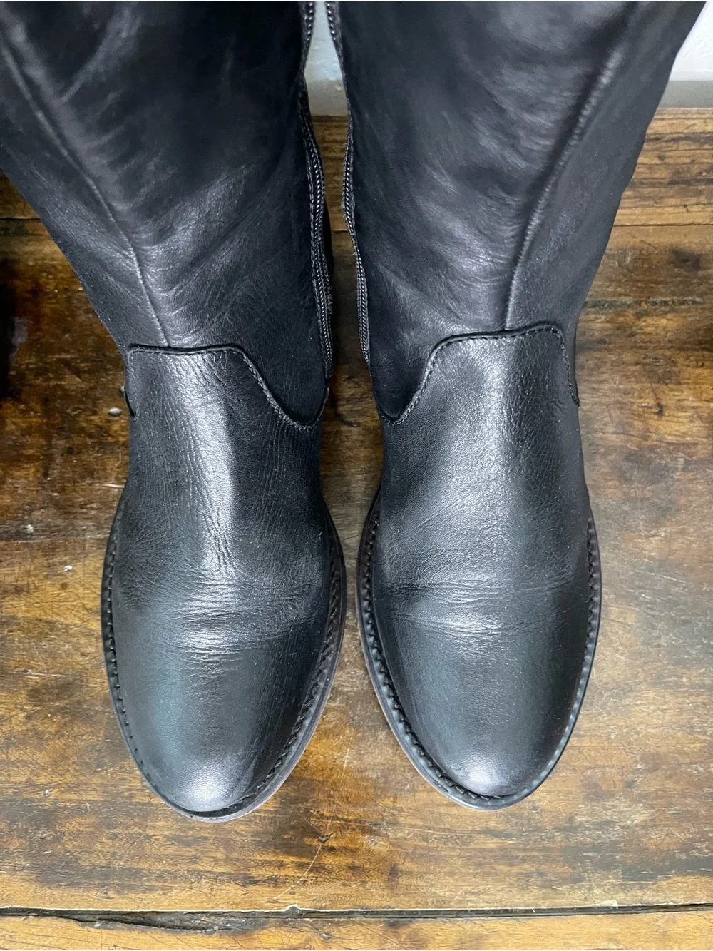 Steve Madden classic knee