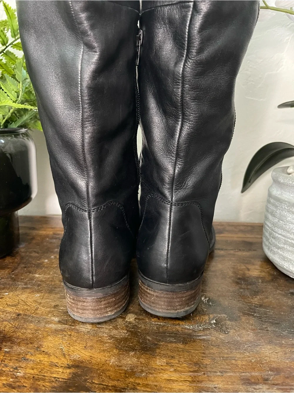 Steve Madden classic knee