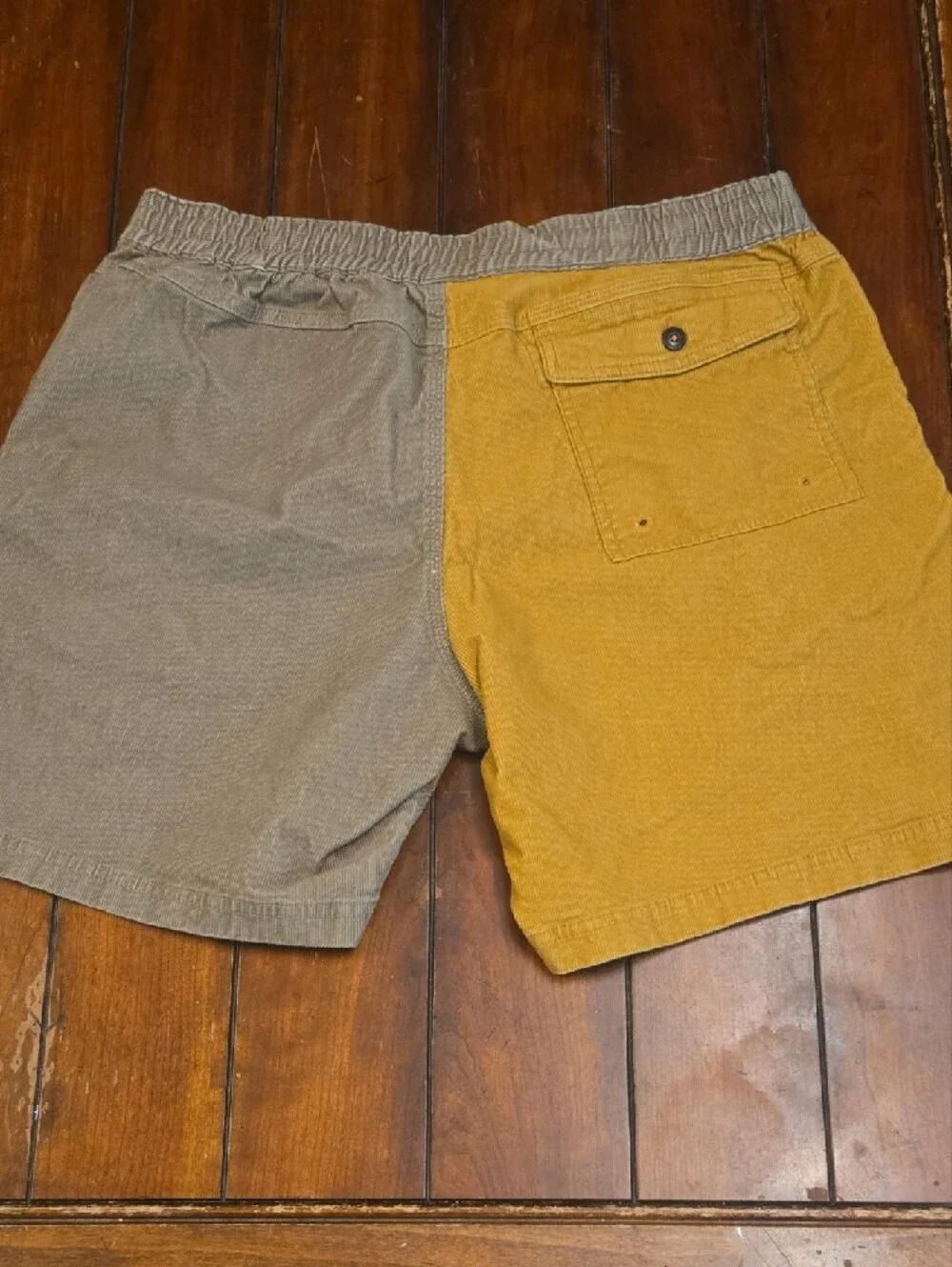 Howler Brothers patch shorts