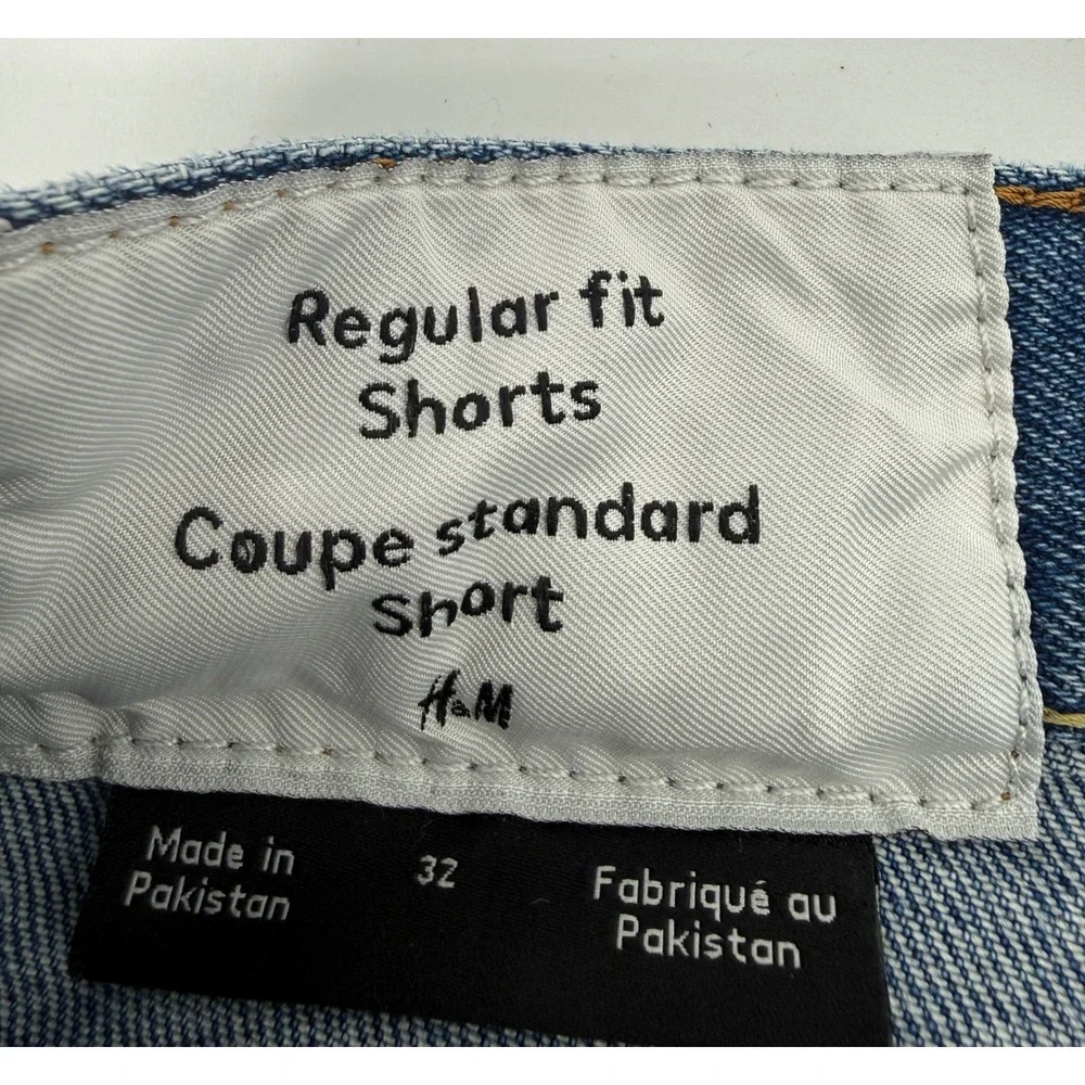 H&M Mens Regular Fit Distressed Denim Shorts Blue Ripped Raw Hem Size 32