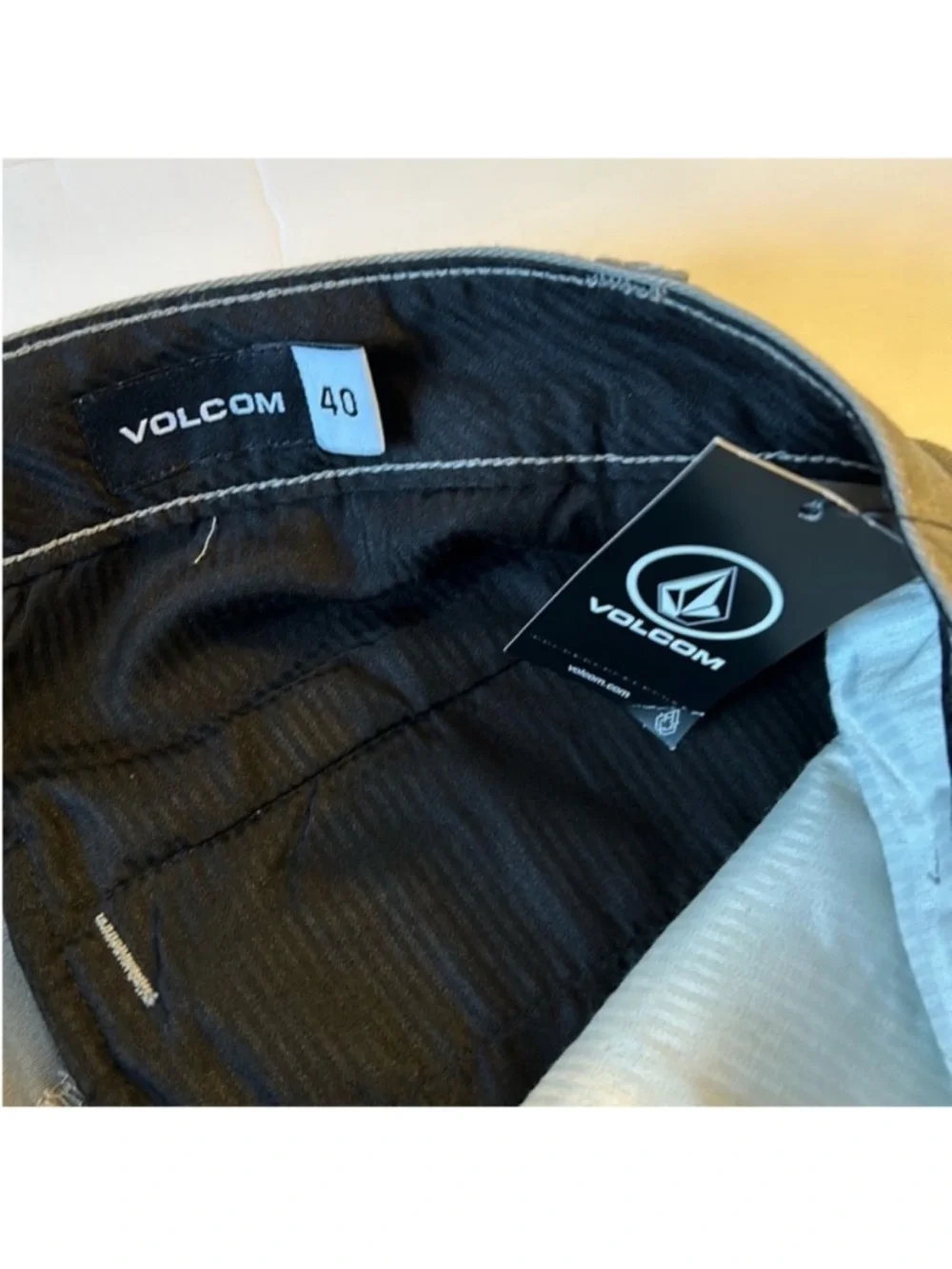 Volcom nwt price