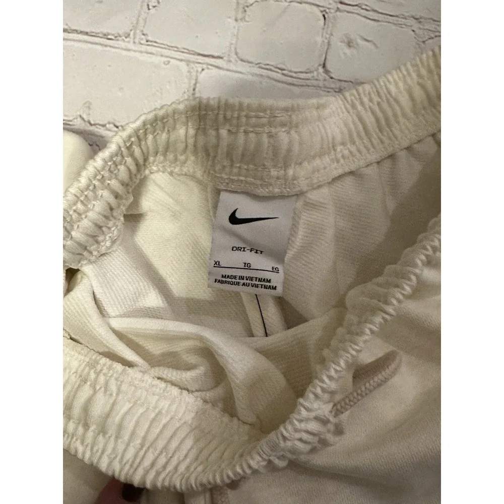 Nike shorts medium