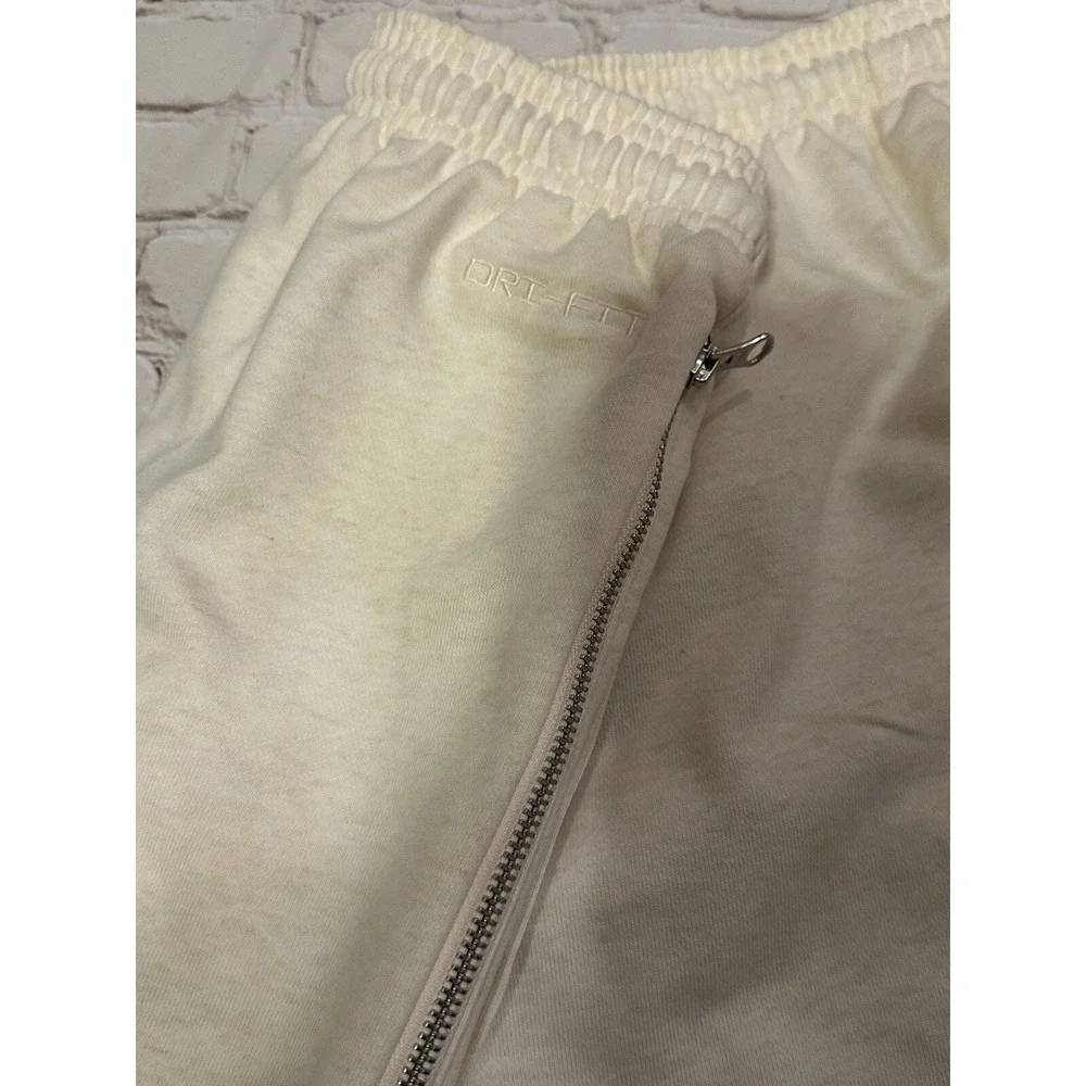 Nike shorts medium