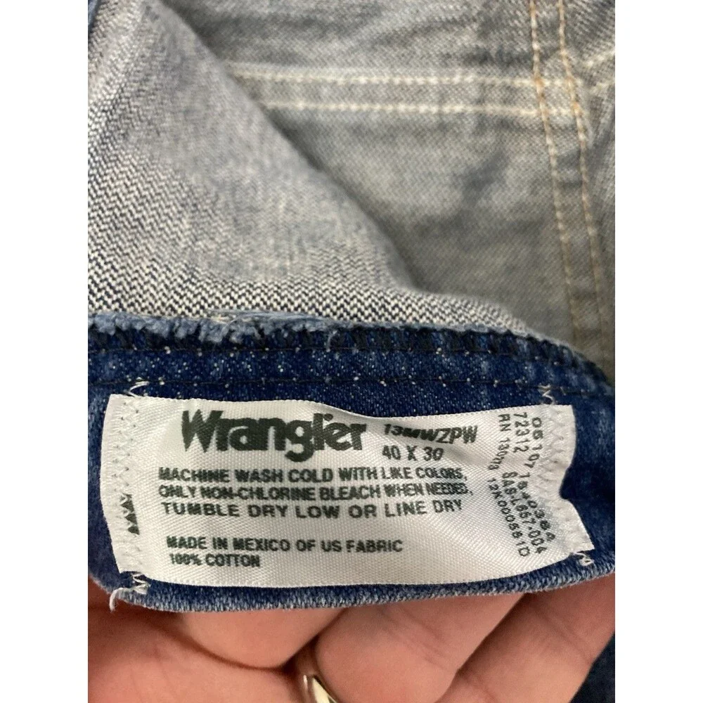 Wrangler this garment