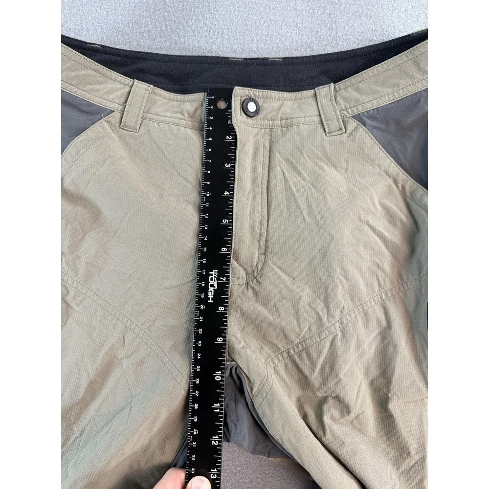 REI Shorts Mens 30 Beige Gray Colorblock Hiking 11 Inseam Stretch Rip Stop