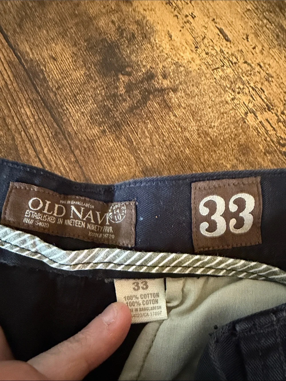 Old Navy loops pocket